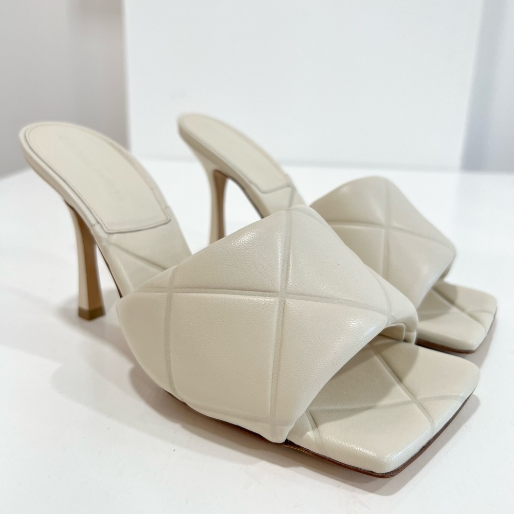 Bottega Veneta The Padded Lido Sandals
